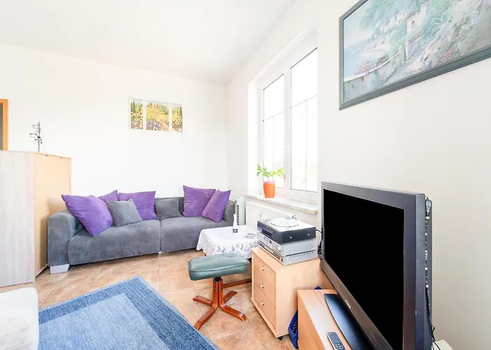 Cozy Family In Petersberg